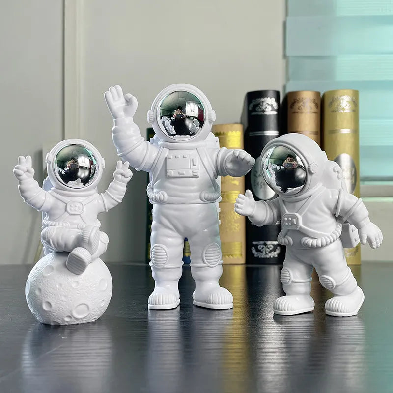 Ornamento de Astronauta em Resina